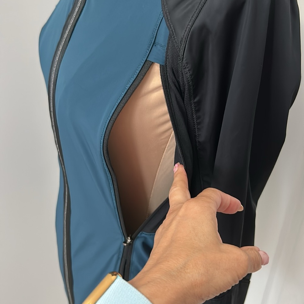 Lululemon Right Round Jacket - Picture 9 of 12